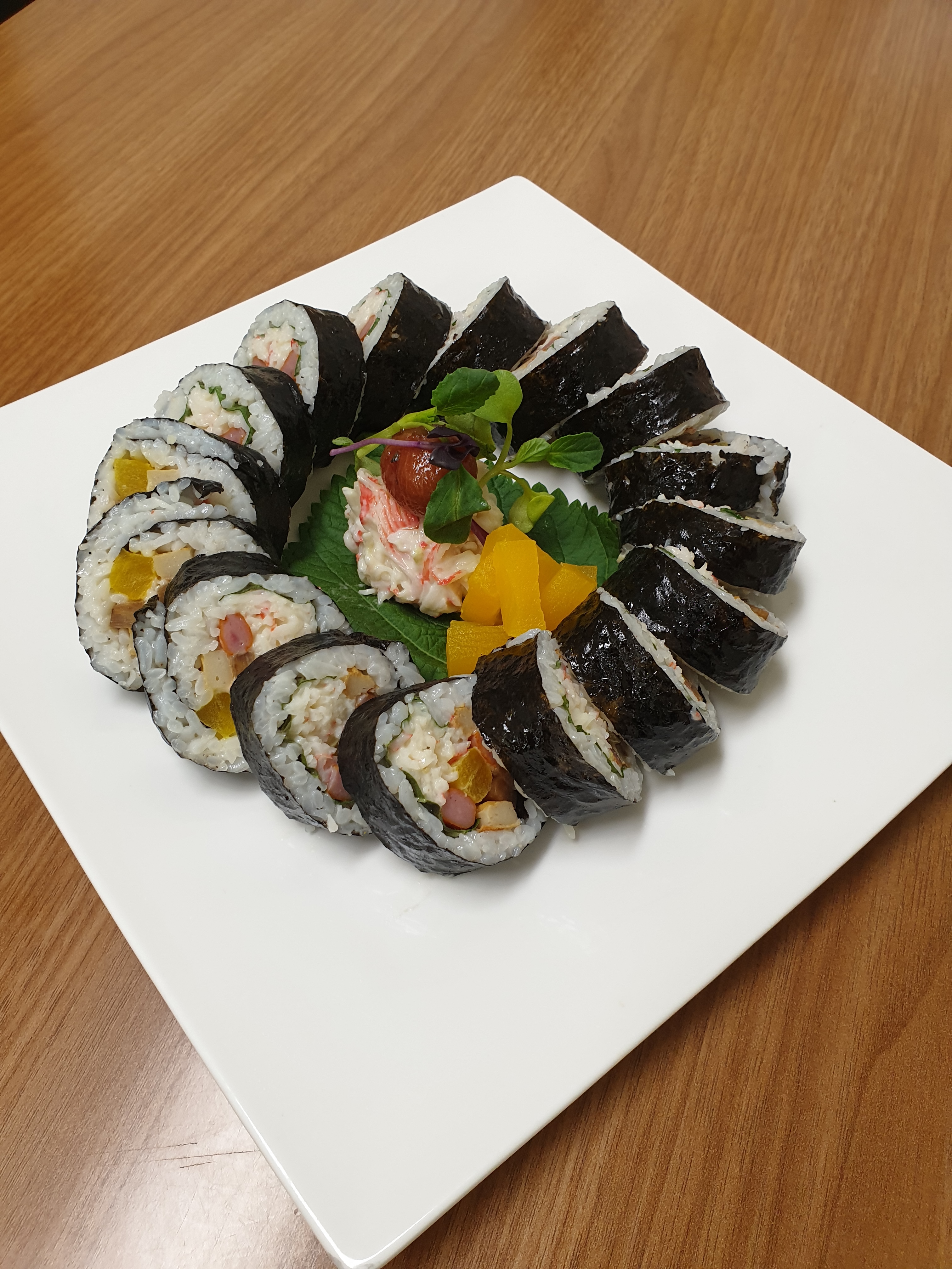 김밥쌌어요 :: 웃긴대학 요리 김밥쌌어요