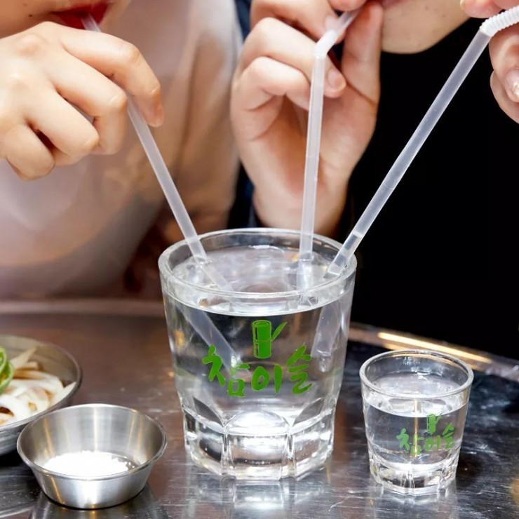 아 진짜 딱 한잔만 마시고 들어간다고ㅡㅡ :: 웃긴대학 대기자료 아 진짜 딱 한잔만 마시고 들어간다고ㅡㅡ