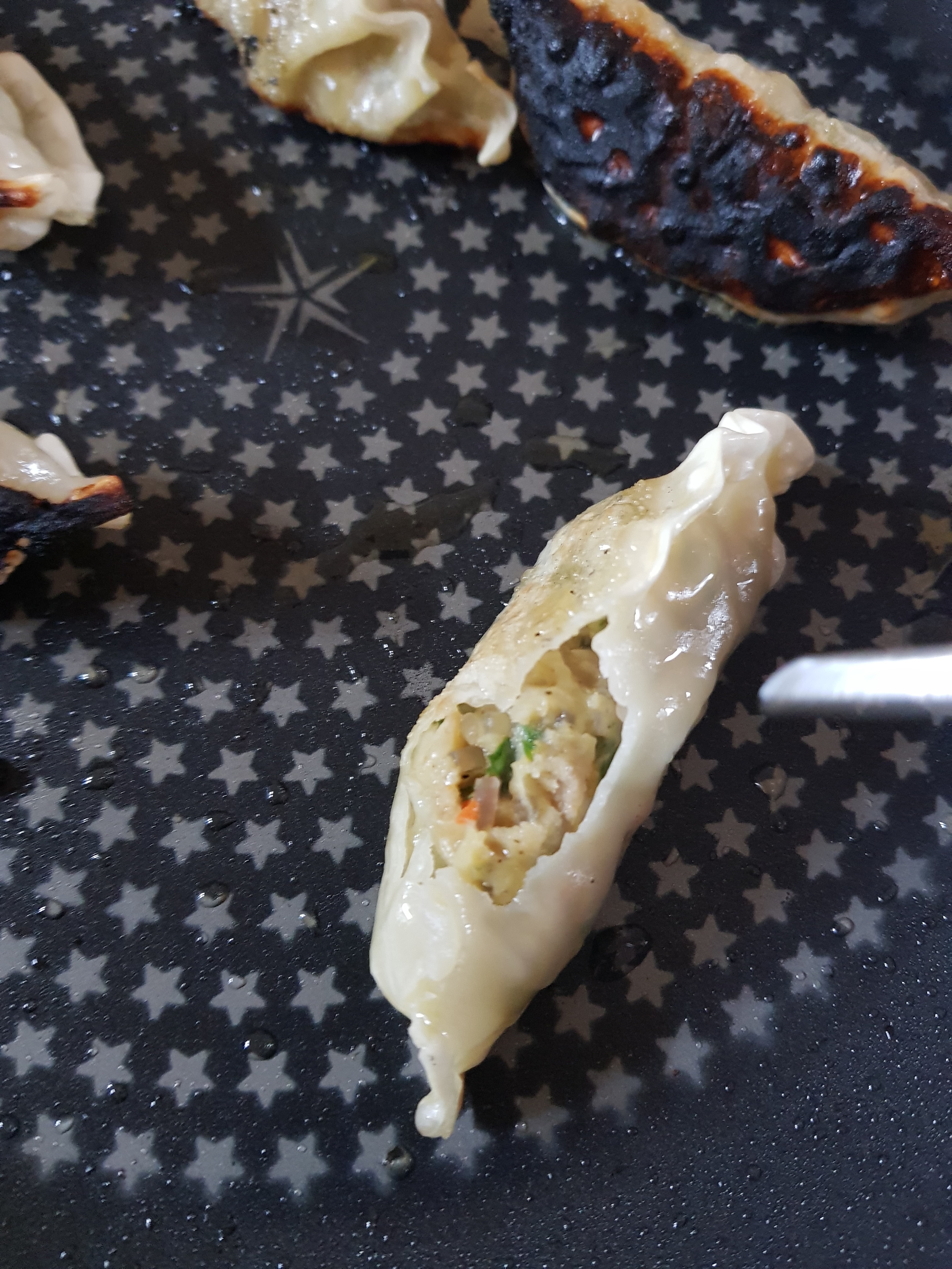 밀까루 탄거먹어도 뒤지냐?? :: 웃긴대학 대기자료 밀까루 탄거먹어도 뒤지냐??
