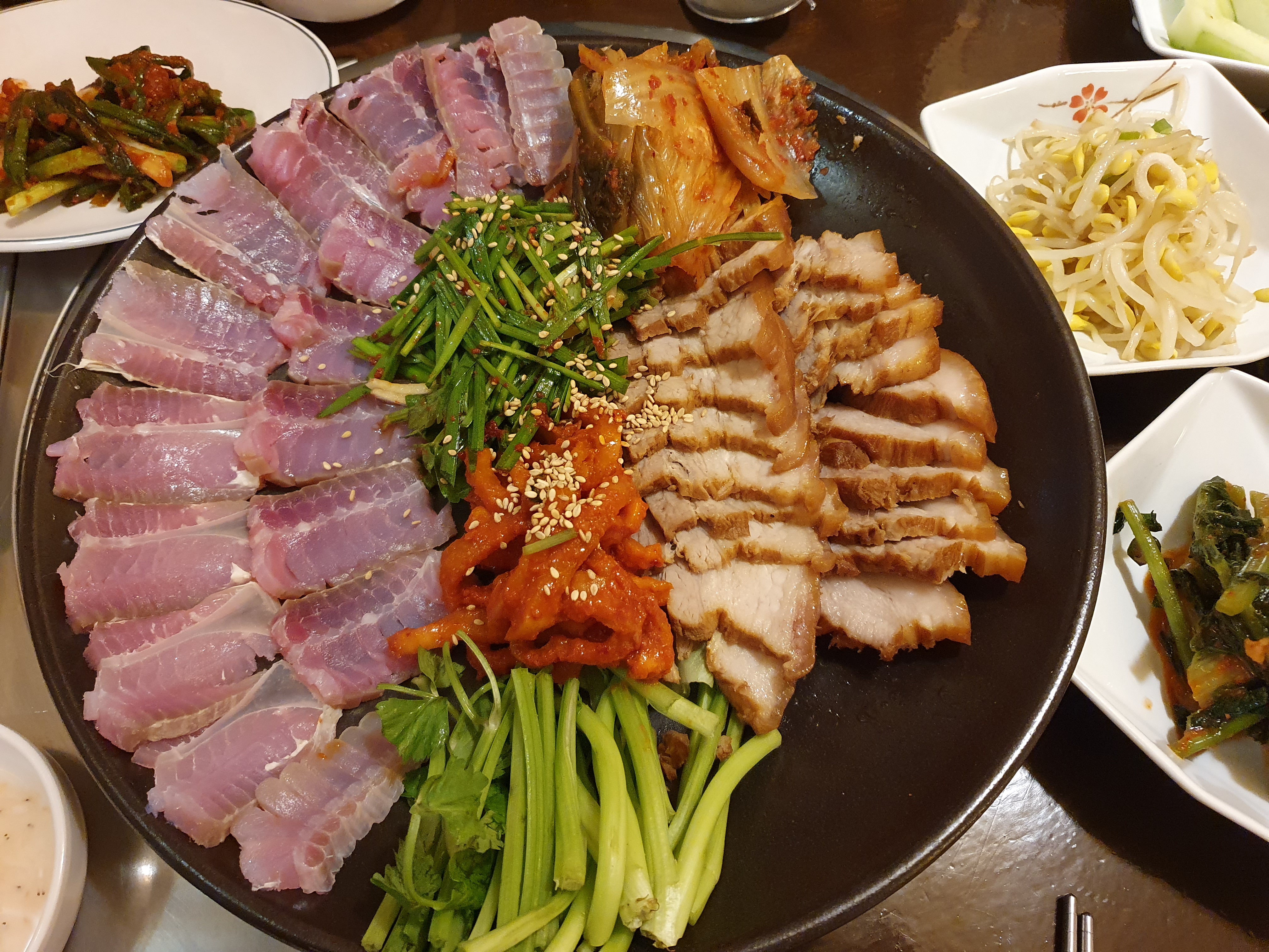 홍어 삼합