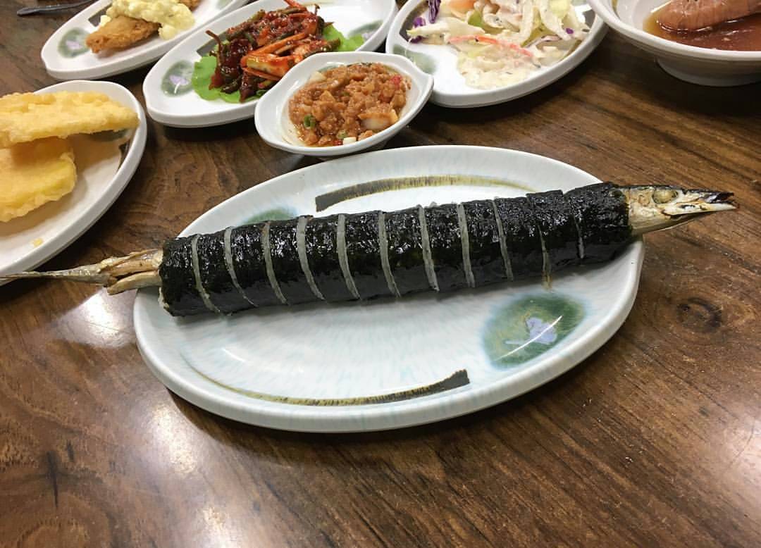 호불호 갈리는 김밥.jpg
