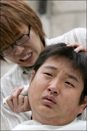 그만해 시발놈아..제발그만해....