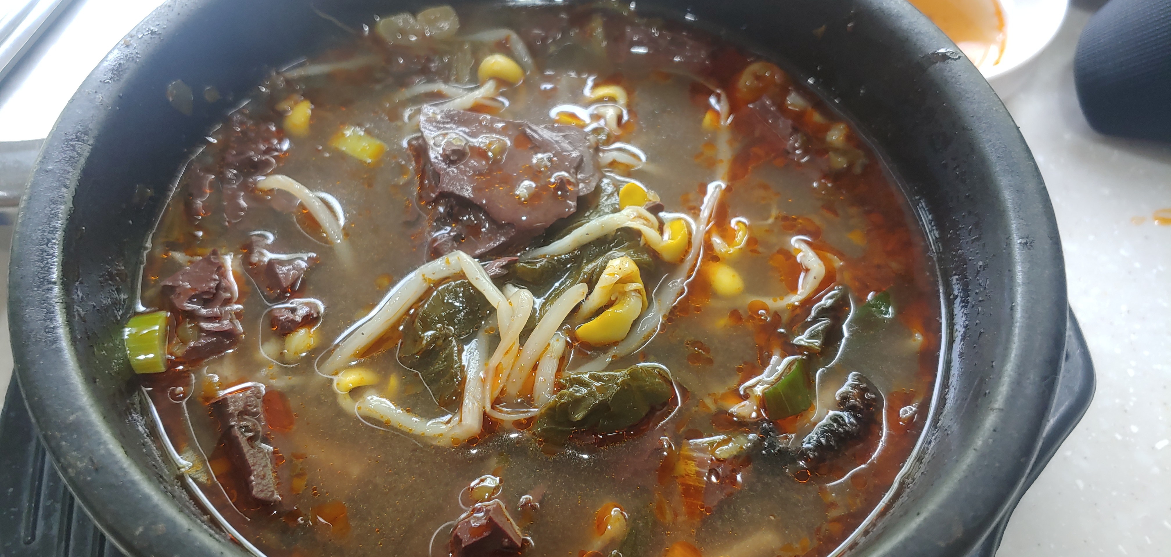 양평해장국집 왔는데 선지 진짜맛있다